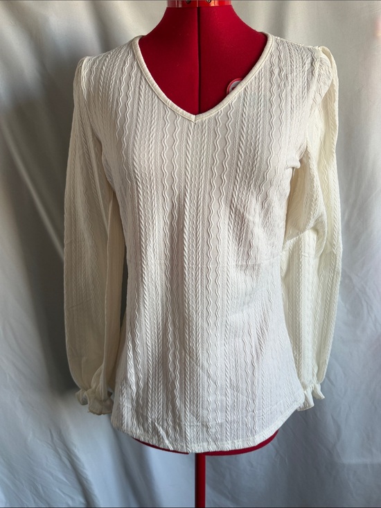 Tanmolo Tops - Women's Cream V-Neck Textured Long Sleeve Blouse SM131